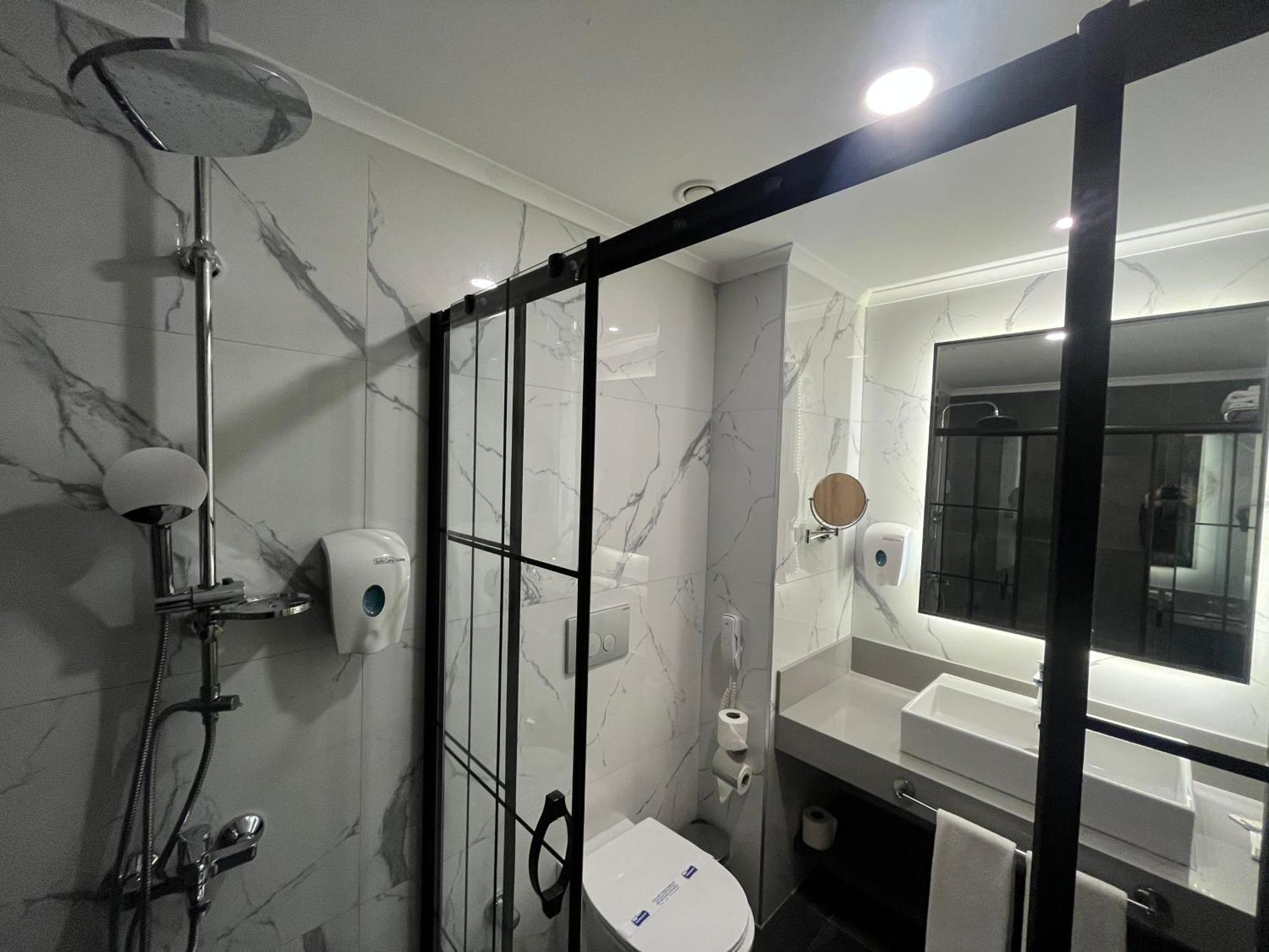Doppelzimmer mit Poolblick