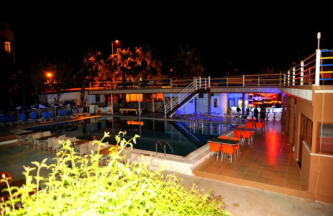 Selge Hotel Side-1