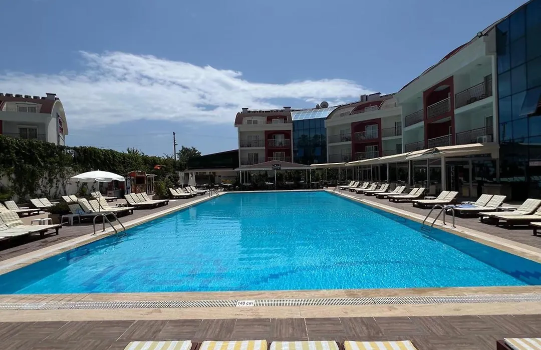 Side Legend Hotel-1