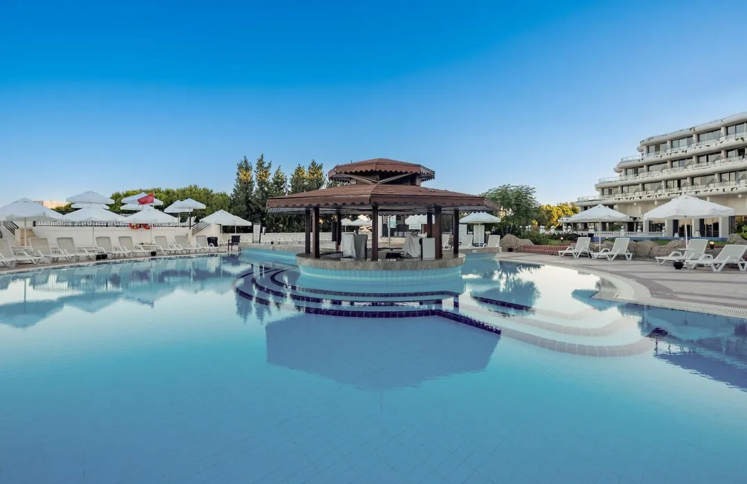 Sunrise Queen Luxury Hotel-1