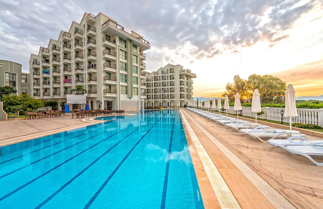 Royal Atlantis Spa & Resort-1