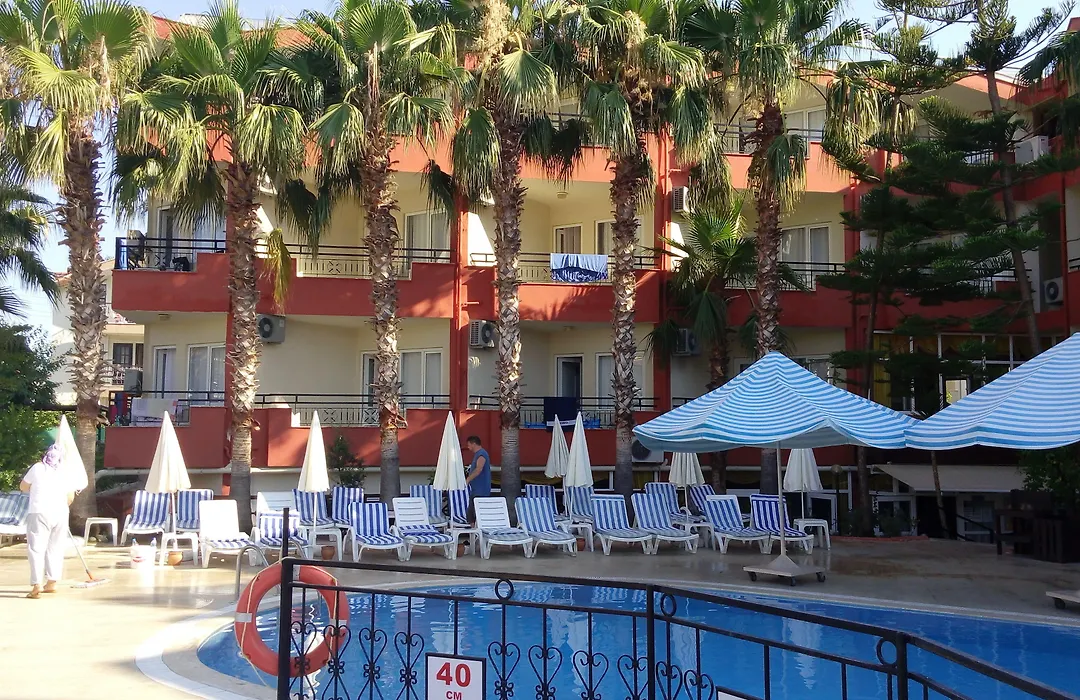 Semoris Hotel-1