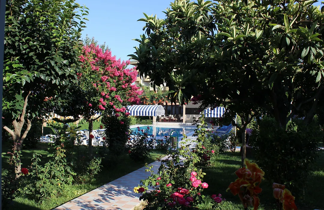 Hulusi Hotel-1