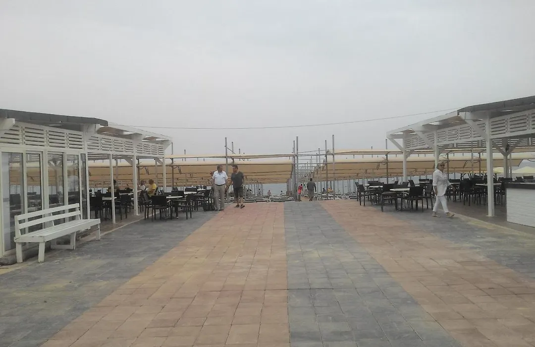 Lake & River Side Hotel & Spa-1