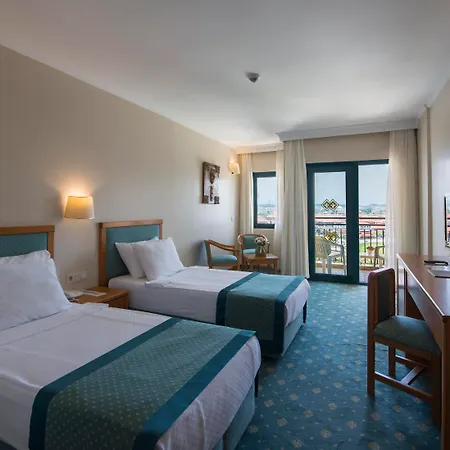 Miramare Queen Hotel-3
