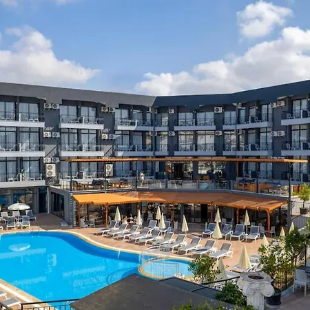 Clover Magic Park Side Hotel-3