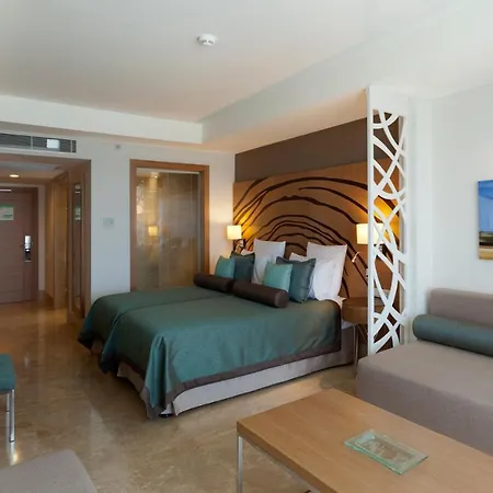 Paloma Oceana-3
