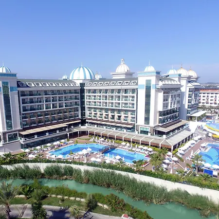 Luna Blanca Resort & Spa-3
