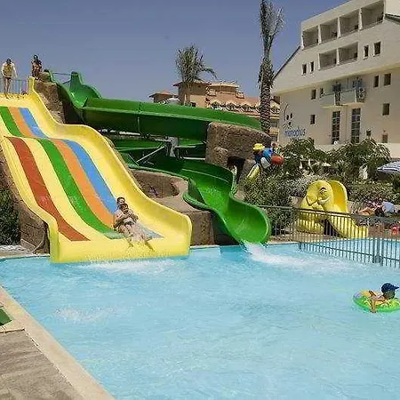 Monachus Hotel & Spa-3