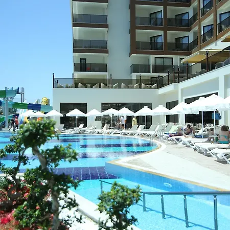Glamour Resort & Spa-2