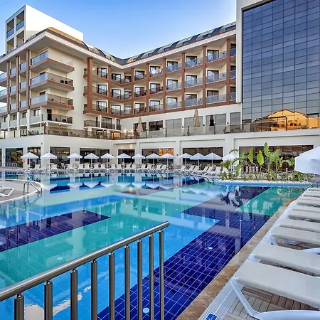 Glamour Resort & Spa-2
