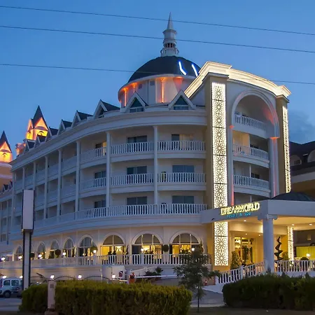 Dream World Resort & Spa-3