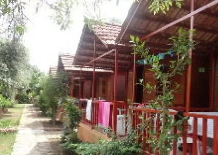 Toll Motel
