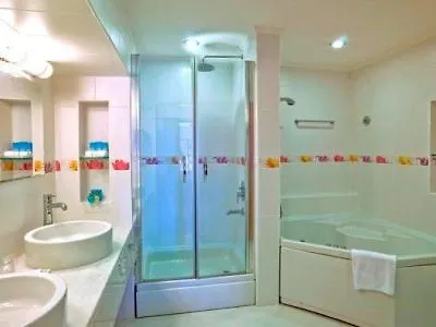 Asteria Side Otel, Türkiye