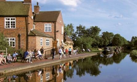 dog and doublet pub bodymoor heath