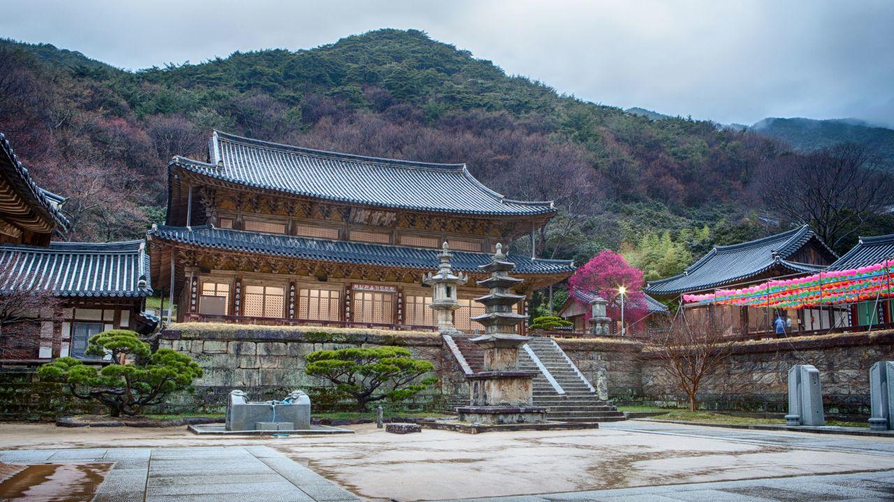 Hwaeomsa Temple took hundreds of years to build.