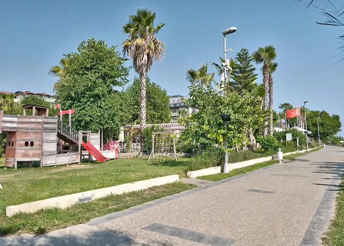 Seaden Corolla Hotel
