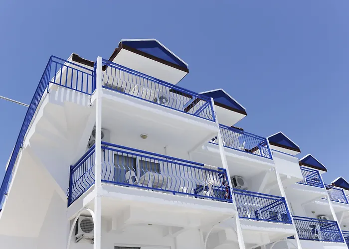Joker Side Hill Hotel