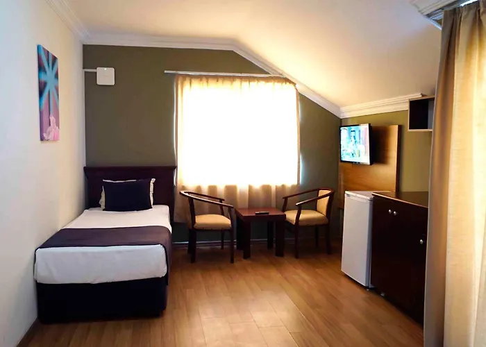 Sunlight Garden Hotel